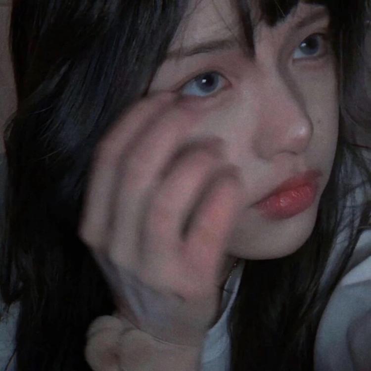 高久千草（饰 未知角色） - 海外剧字幕组在线观看 - APP看视频